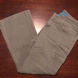 Delias size 13 army green cargo pants
